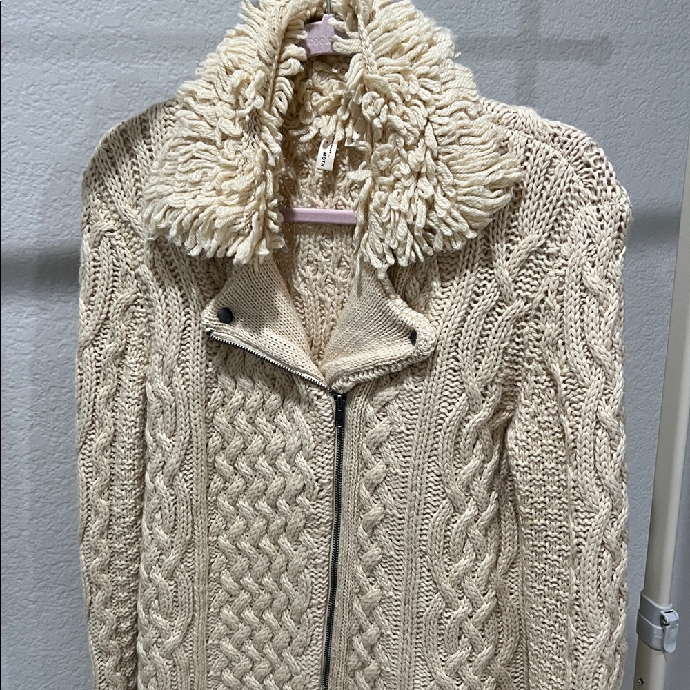 Stunning!  Moth (Anthro) alpaca blend cable knit zip - size M